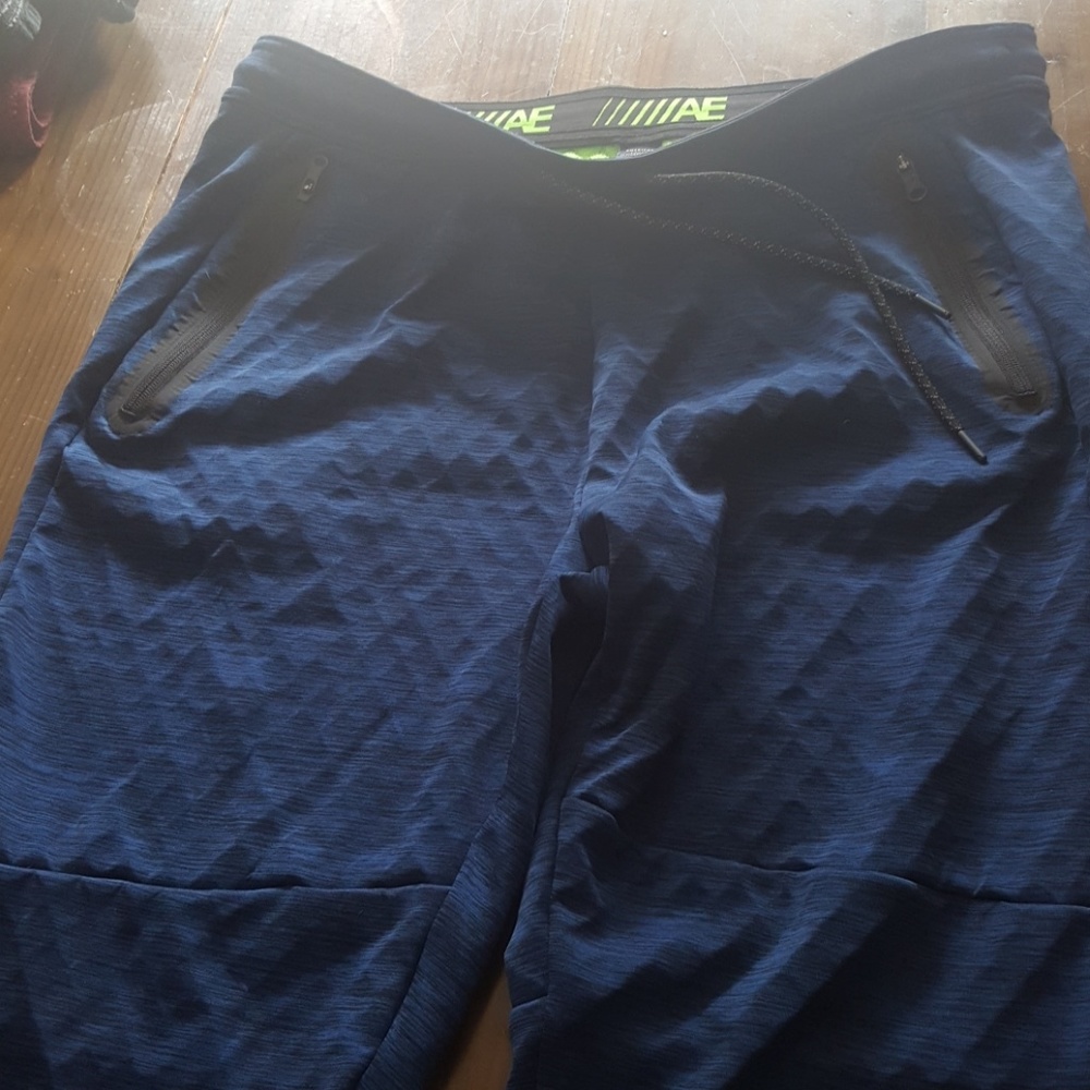 American Eagle XLT Joggers Lot 2 pairs